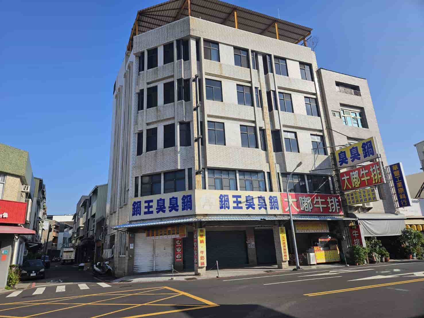 金華路面寬15米的三角窗