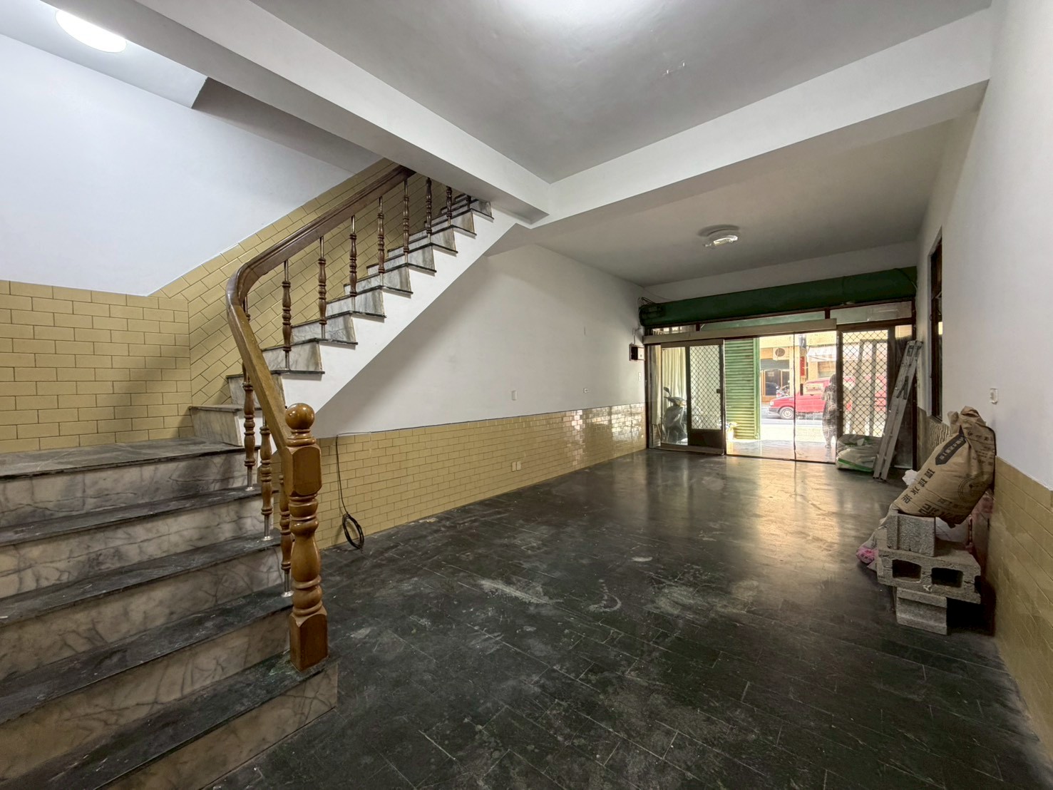 新化大面寬優質店住透天