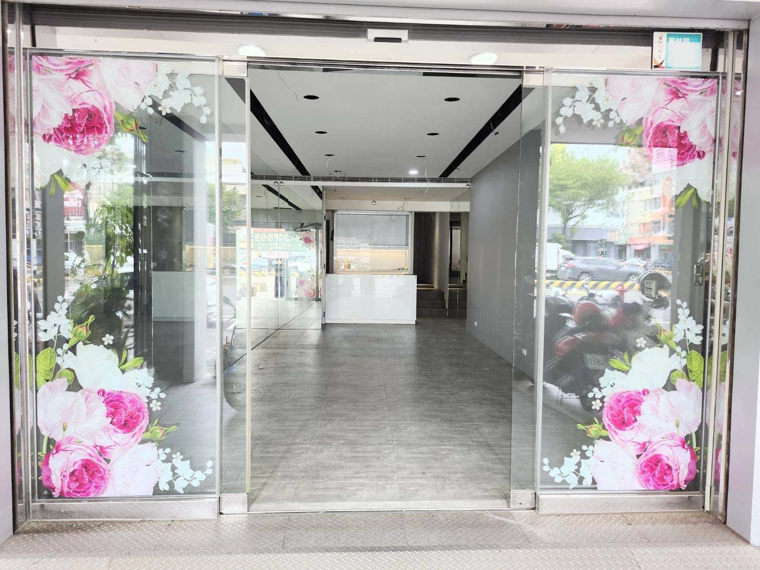 住商用夏林翻修金店面